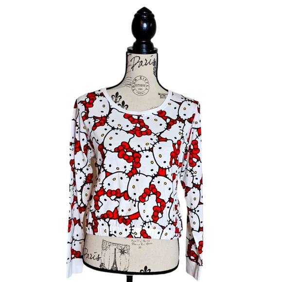 Hello Kitty crop top size Medium long sleeves. Sanrio cute Kawaii crop t… - Picture 1 of 9
